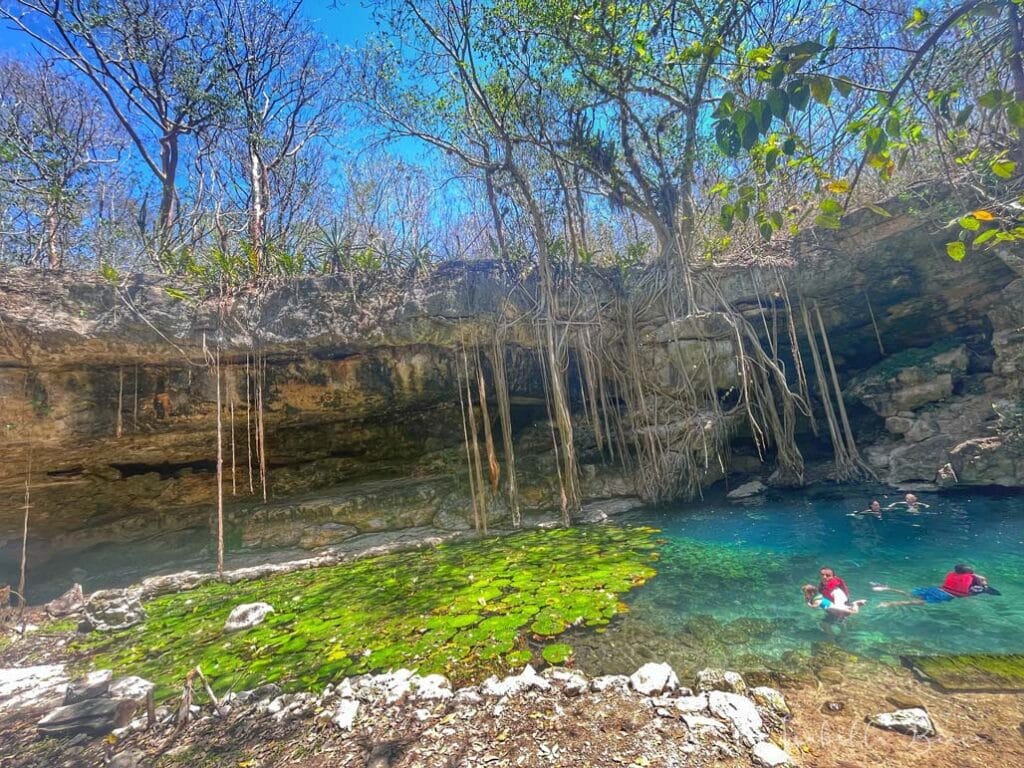 Cenote Xbatun