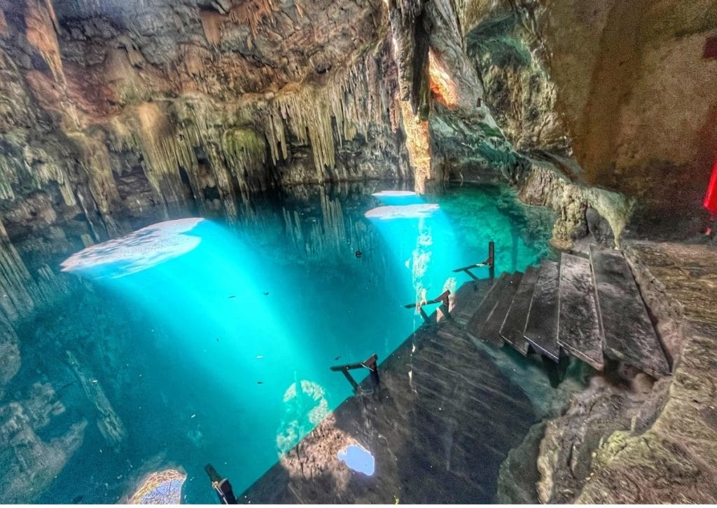 Tzukan cenote