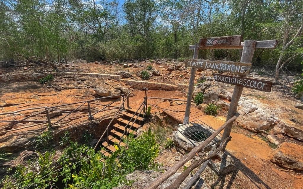 Cenote Kankirixche entrance