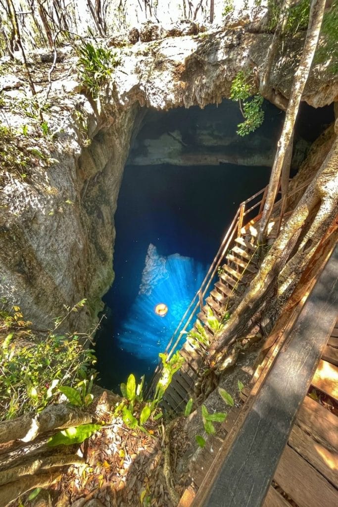 Cenote Nah Ya water