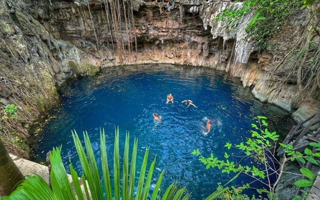 Cenote Yaal Utzil overview