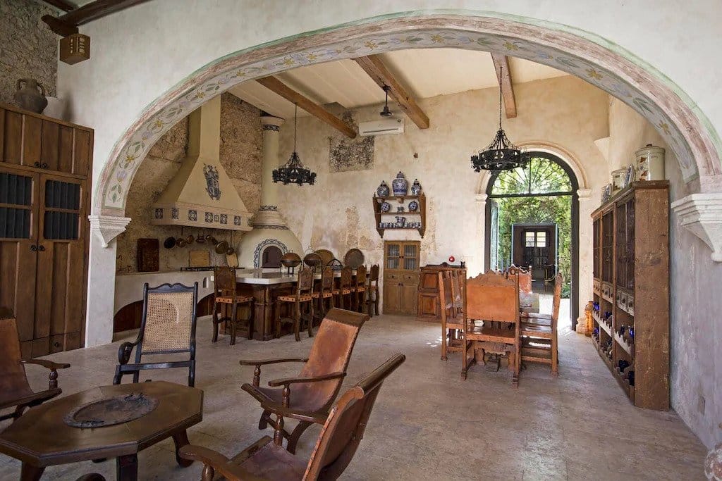 Colonial home kitchen