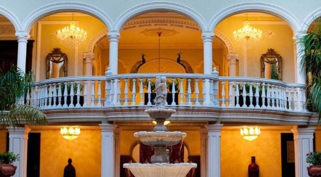 Mansion Merida facade