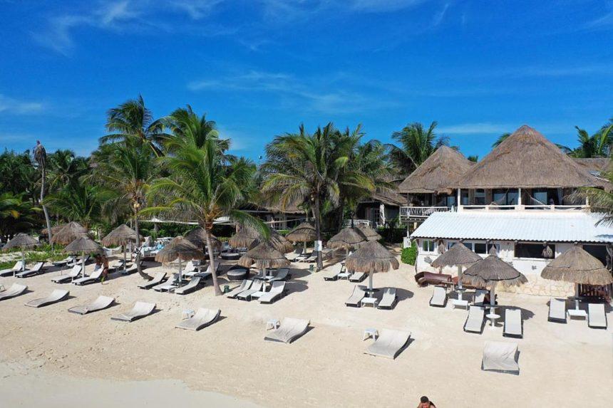 Villas las estrellas front beach
